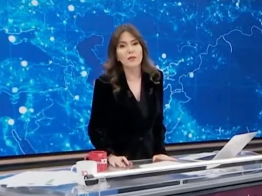 Sunucu Kübra Par kamera önünde el hareketi çekti, RTÜK harekete geçti