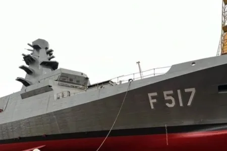 TCG İZMİT (F-517) de suya kavuştu