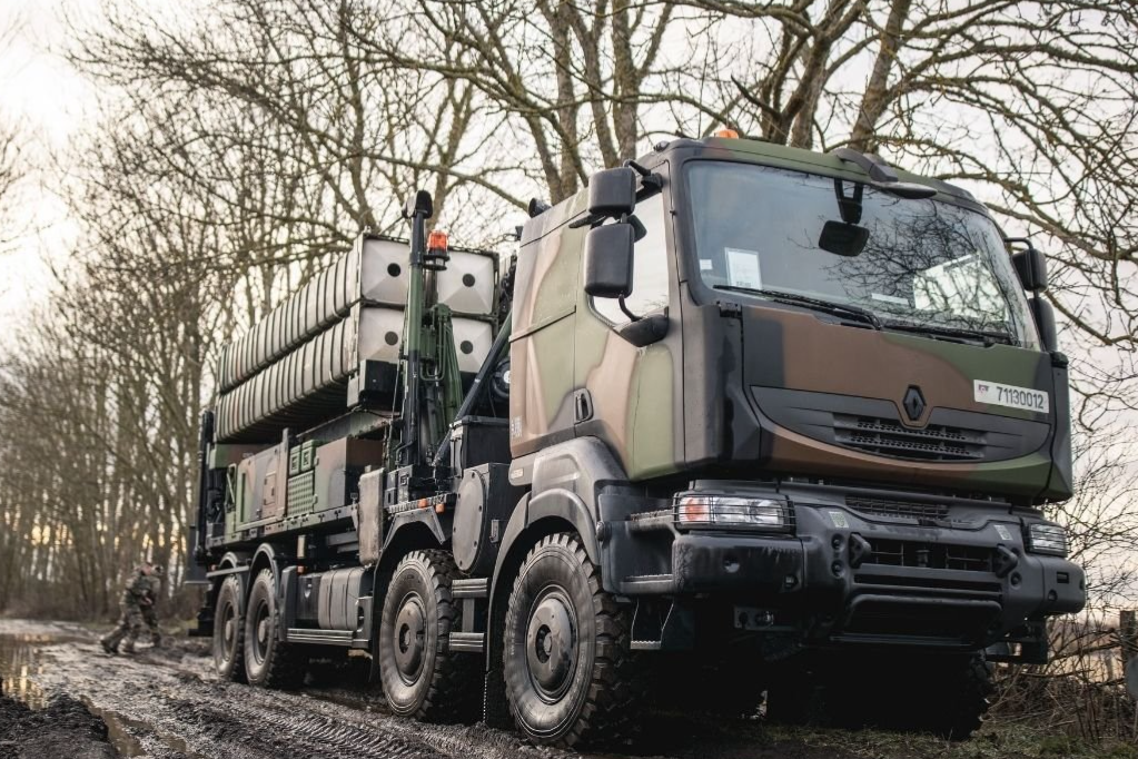 Fransa 600 milyon dolarlık hava savunma sistemi sözleşmesi imzaladı