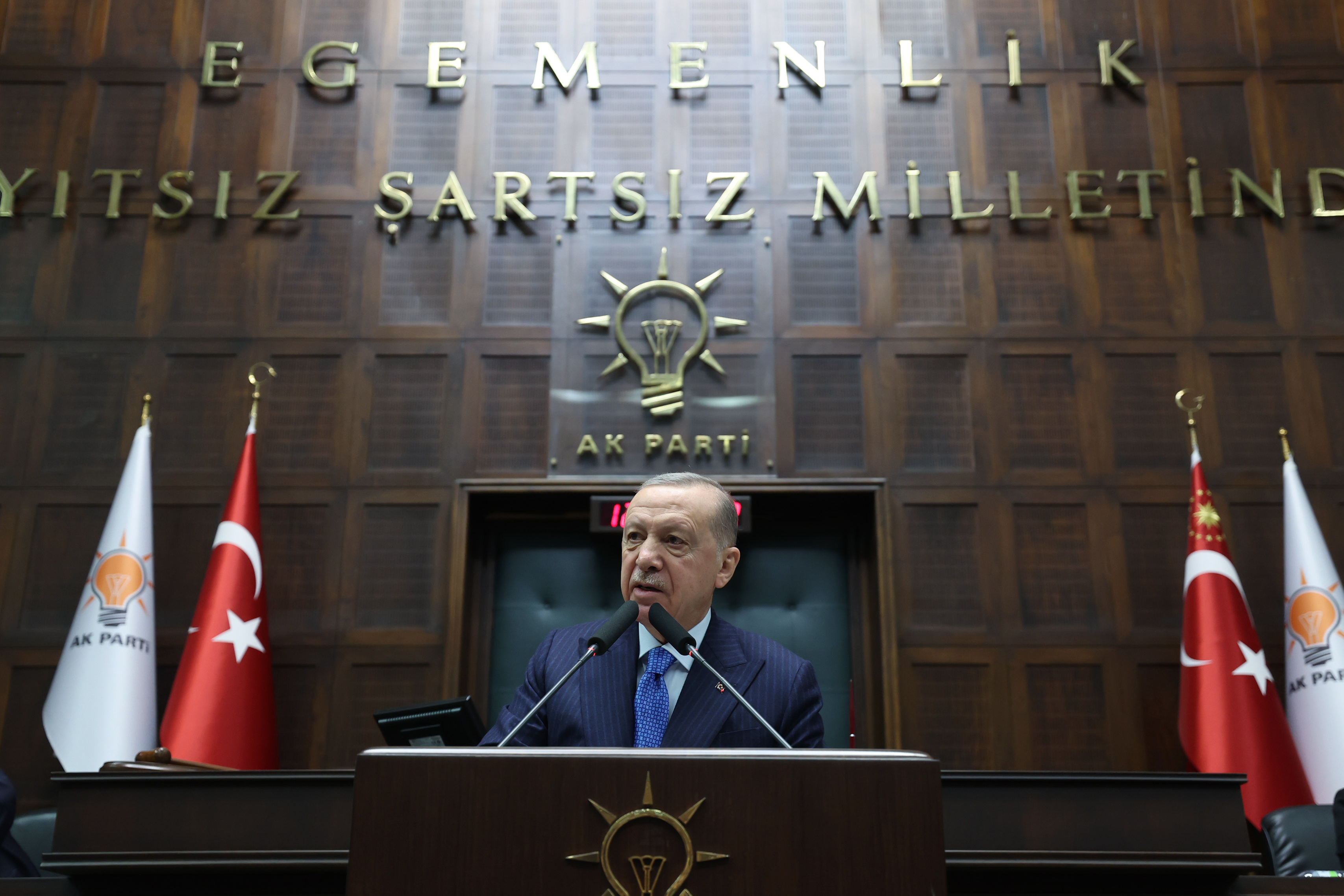 Erdoğan'dan grup toplantısında net mesajlar