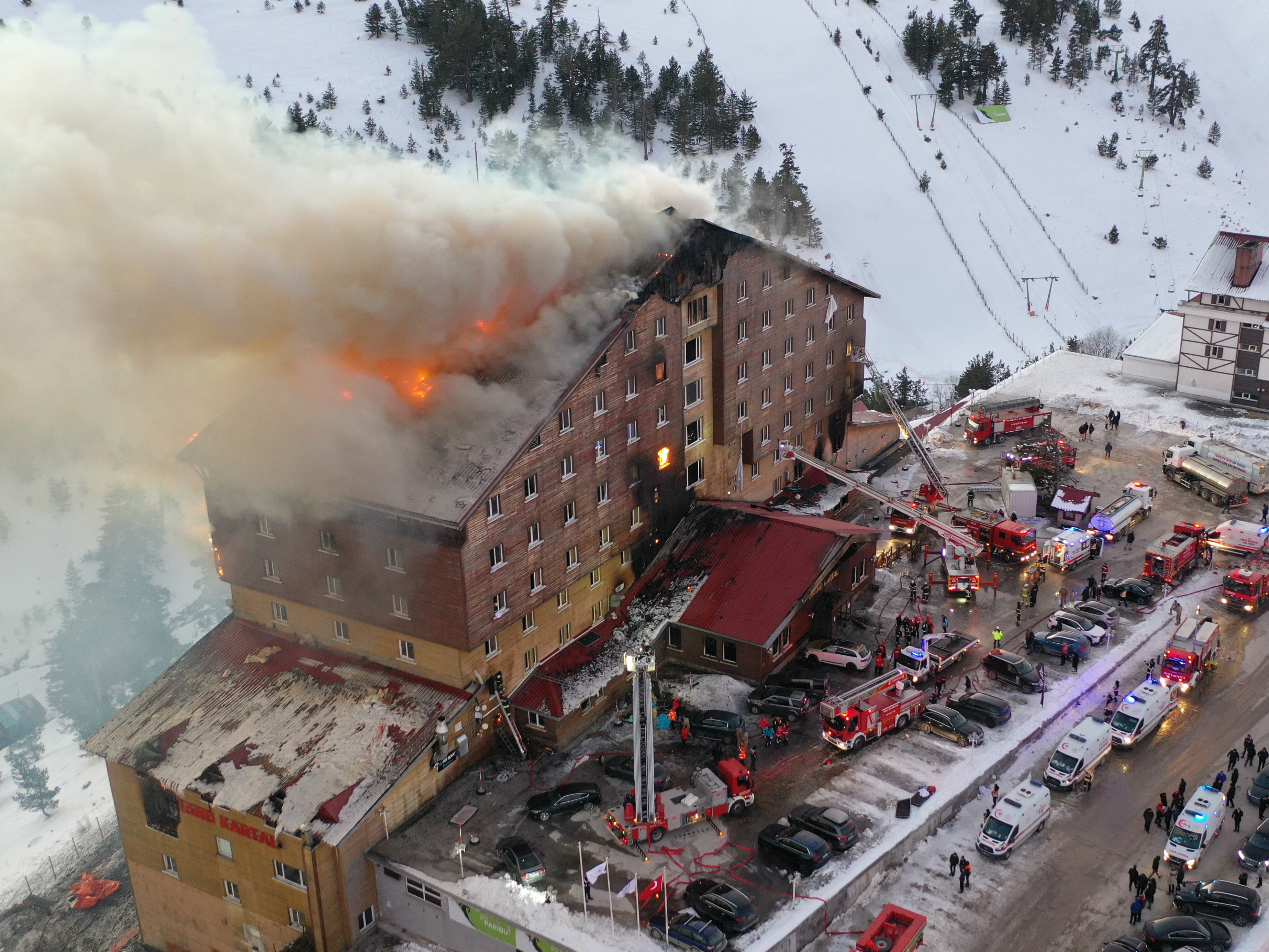 78 kişinin can verdiği facianın nedeni belli oldu: Yangın tüpü yoktu