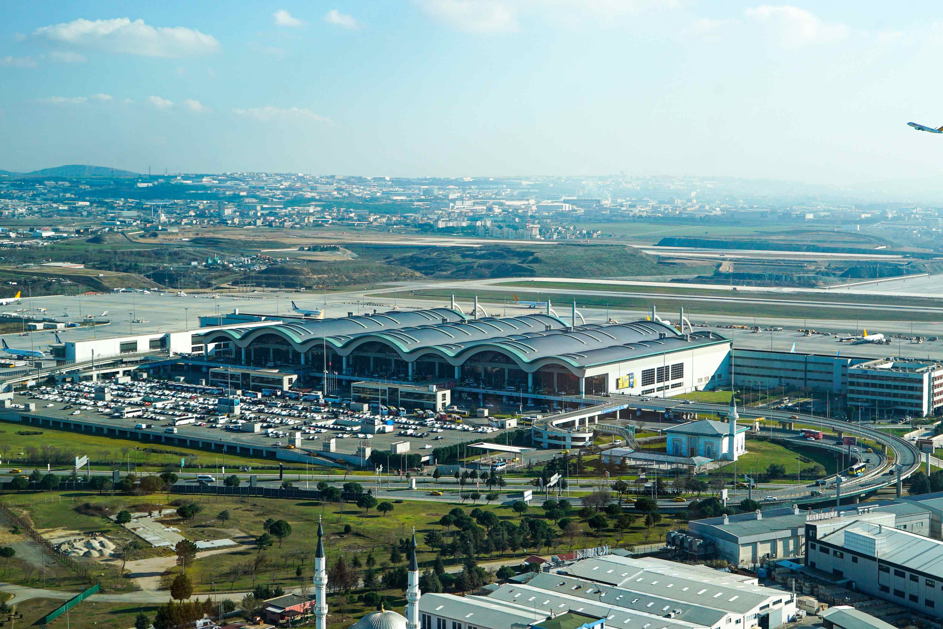 İstanbul Sabiha Gökçen Havalimanı’nda tanımlanamayan trafik alarmı!