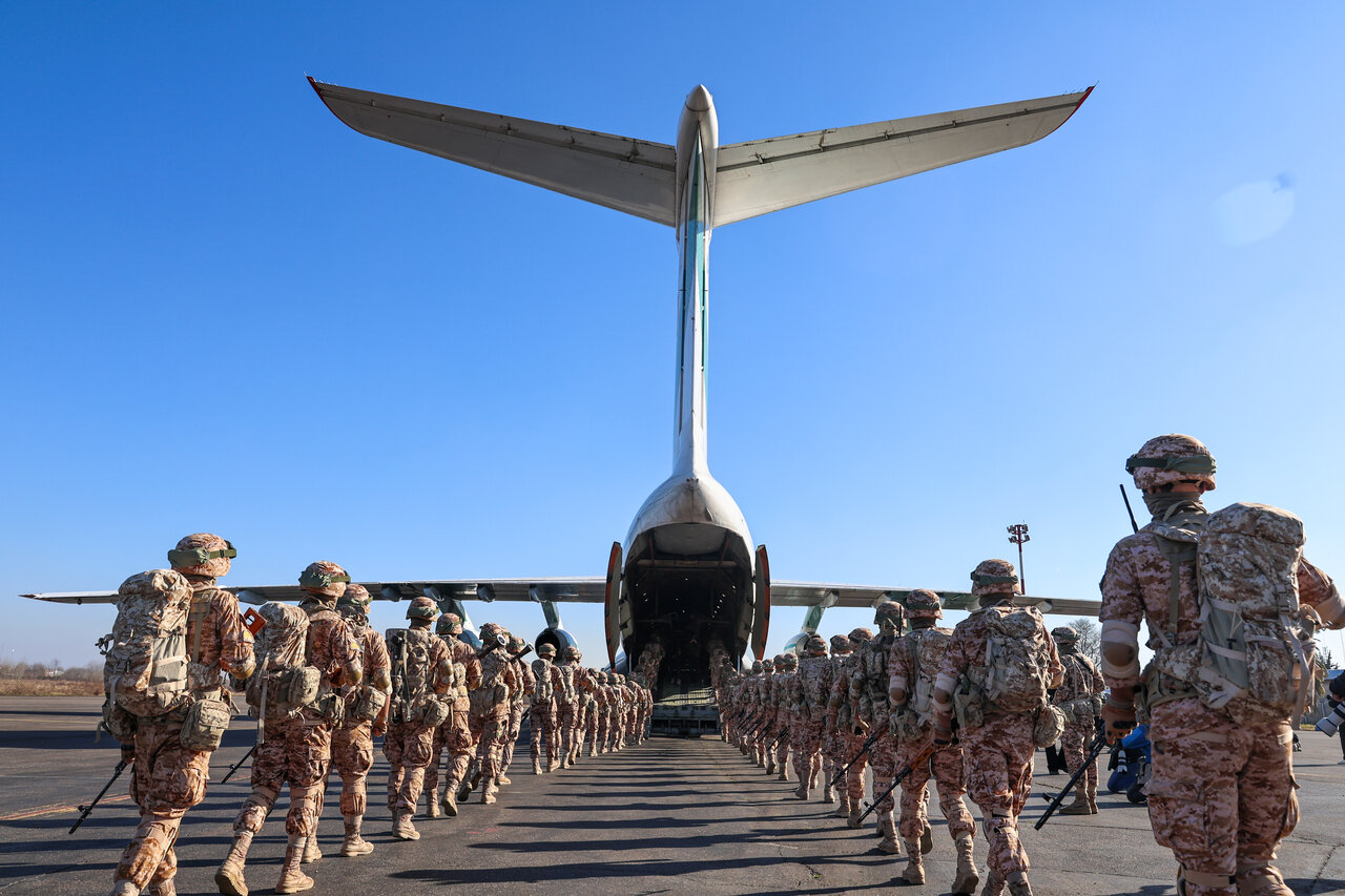 İran ülkenin güneybatısında hava savunma tatbikatı düzenliyor