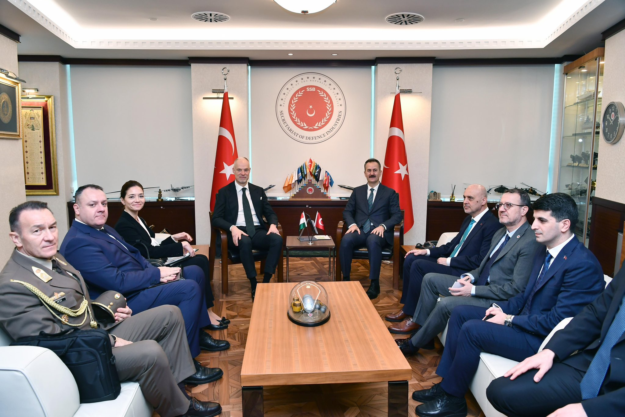 Türkiye ve Macaristan, savunma sanayiinde iş birliğini derinleştiriyor