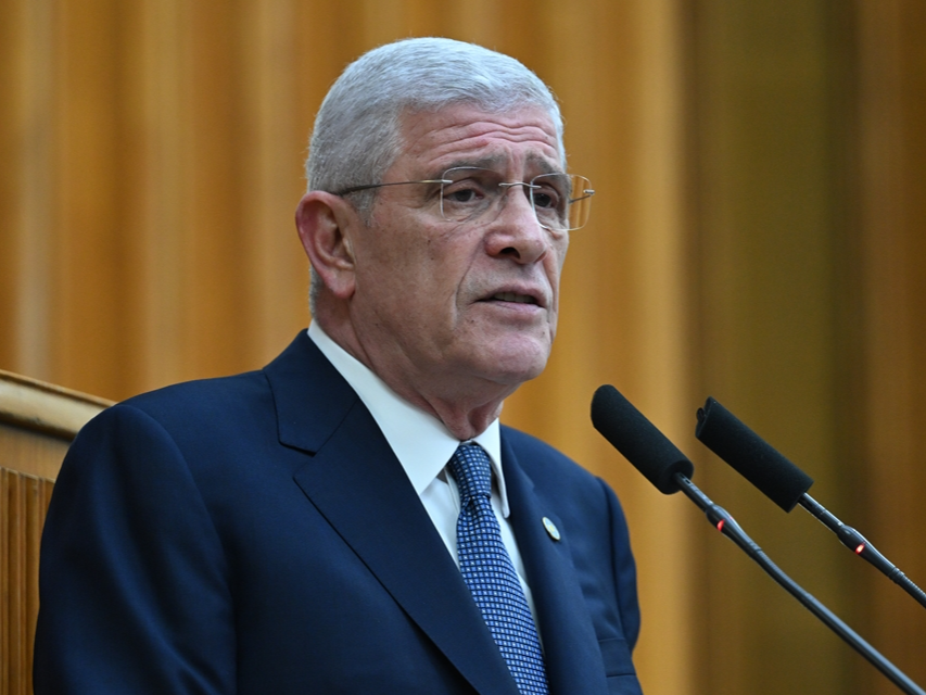 Müsavat Dervişoğlu: Kaos peşindeler