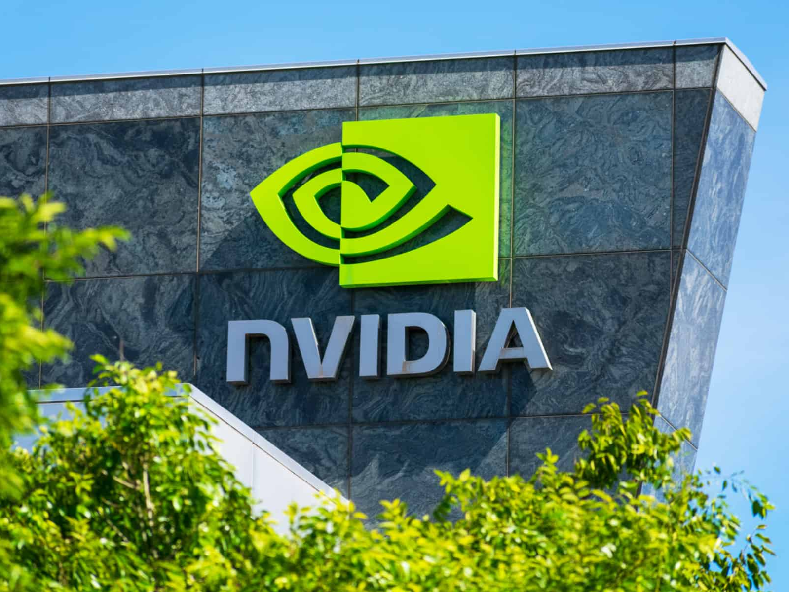 Nvidia’nın piyasa değeri 600 milyar dolar düştü