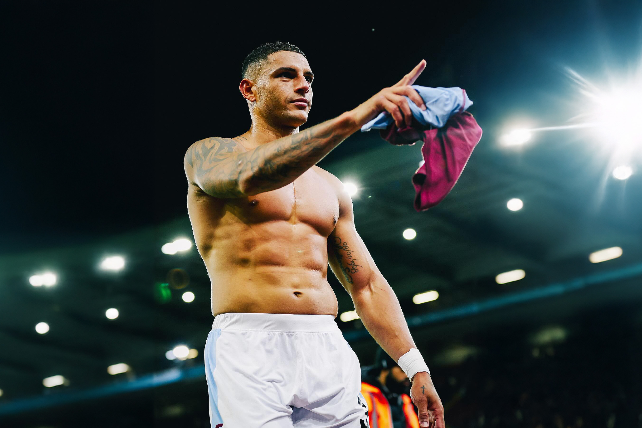 Fenerbahçe'nin yeni transferi Diego Carlos kimdir?