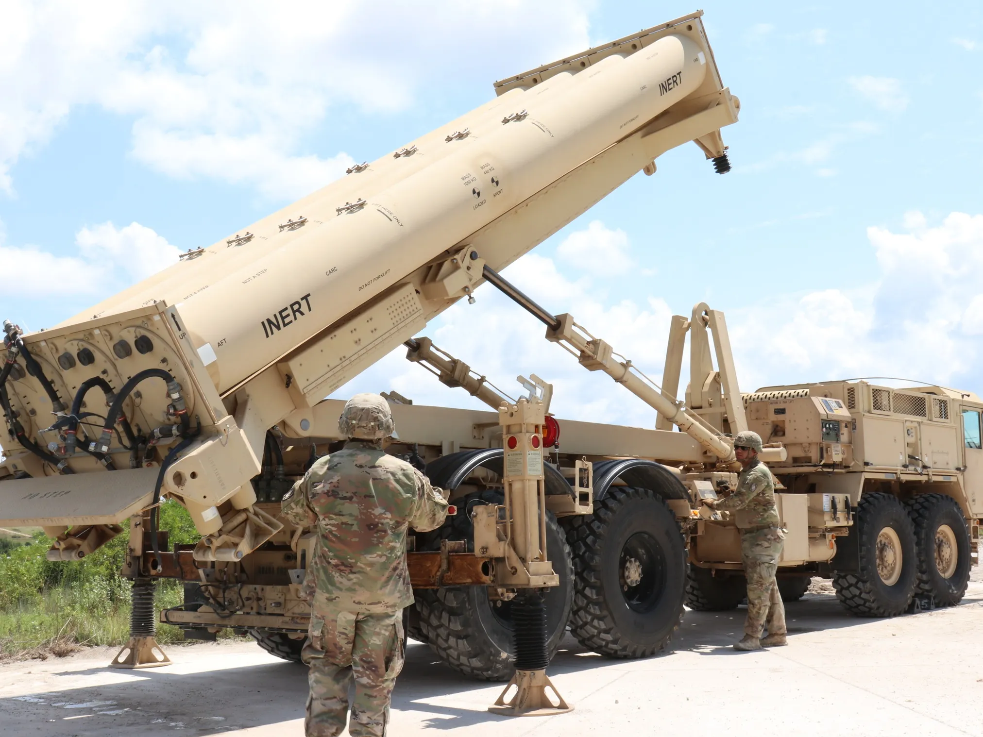 Lockheed Martin 900'üncü THAAD önleme füzesini teslim etti