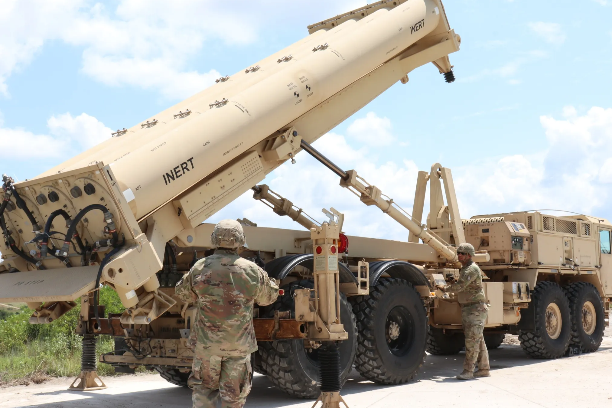 Lockheed Martin 900'üncü THAAD önleme füzesini teslim etti