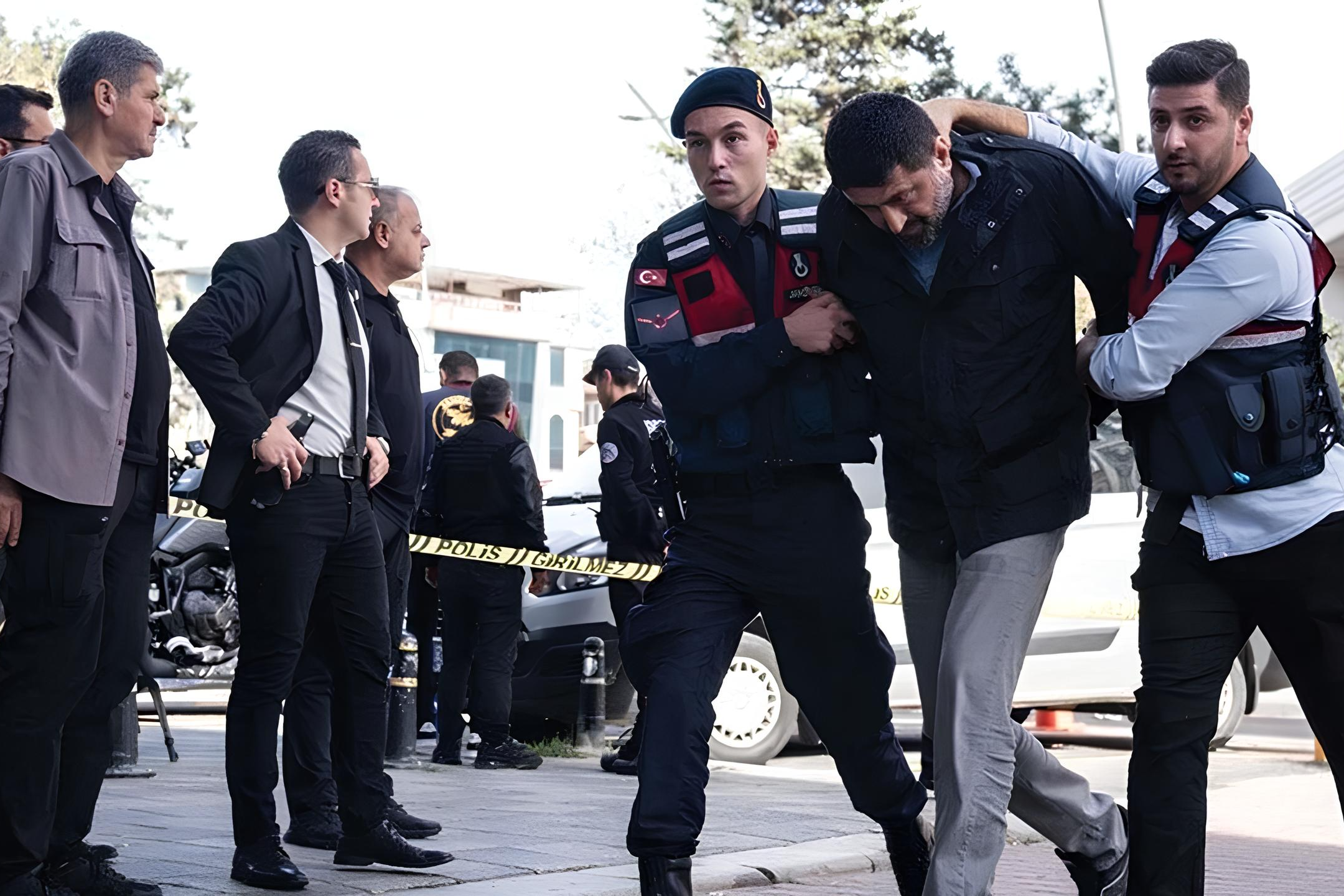 Yenidoğan çetesinin 2 numaralı ismi doktor İlker Gönen cezaevinde intihar etti