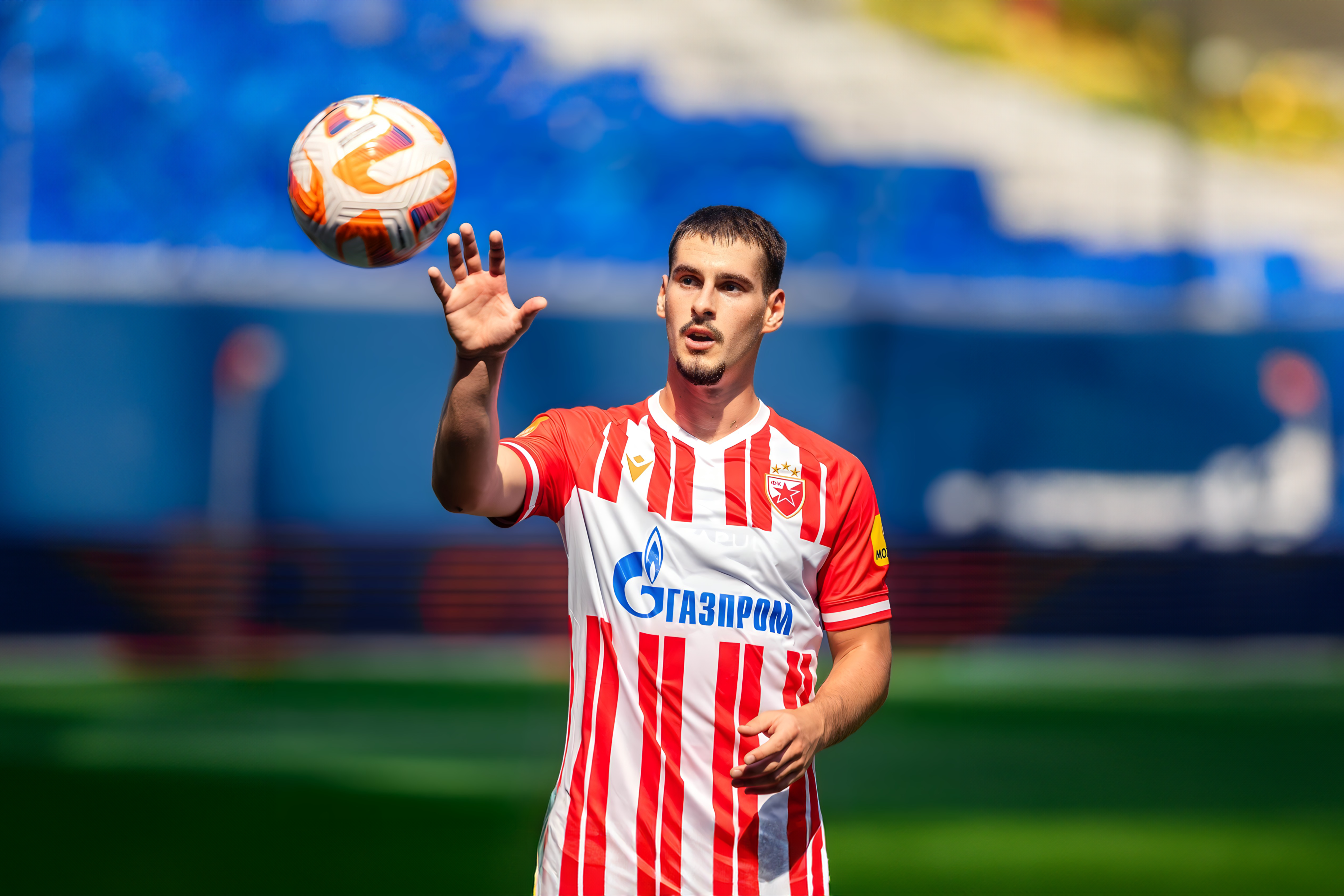 Ognjen Mimović: Oynat-parlat-sat!