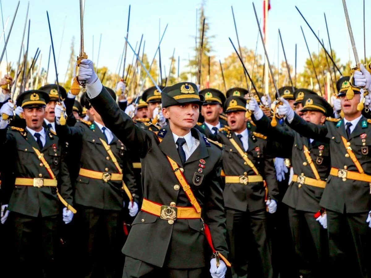 Usulsüz yemin eden teğmenler için karar onaya sunuldu