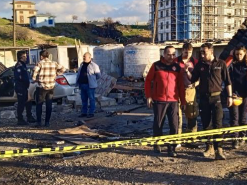 İzmir'de inşaatta kazan patladı: 1 işçi öldü, 10 işçi yaralandı
