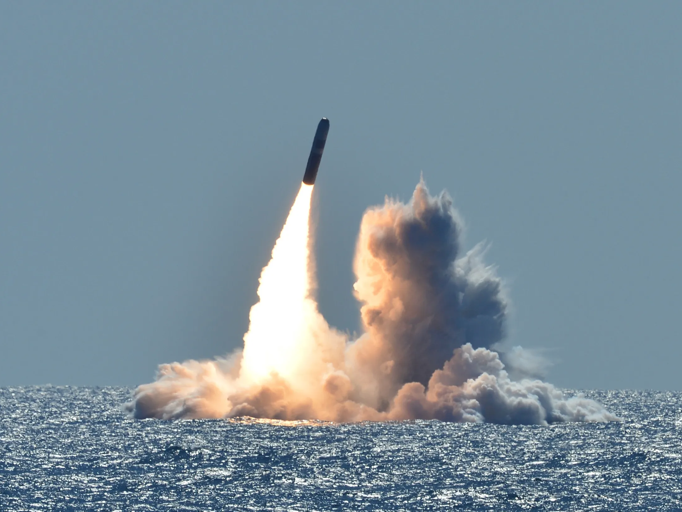 ABD Donanması Trident II füzelerinin kullanım ömrünü 2084 yılına kadar uzattı