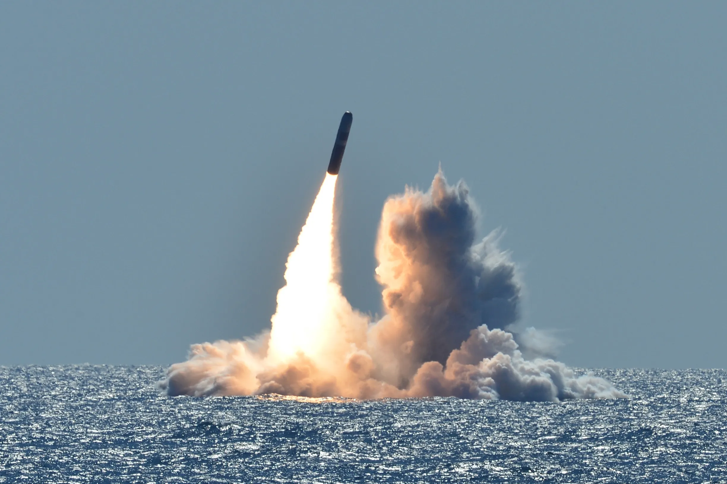 ABD Donanması Trident II füzelerinin kullanım ömrünü 2084 yılına kadar uzattı