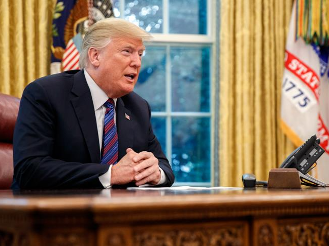 Trump Meksika'ya uygulanacak ek gümrük tarifelerini ertelediklerini duyurdu